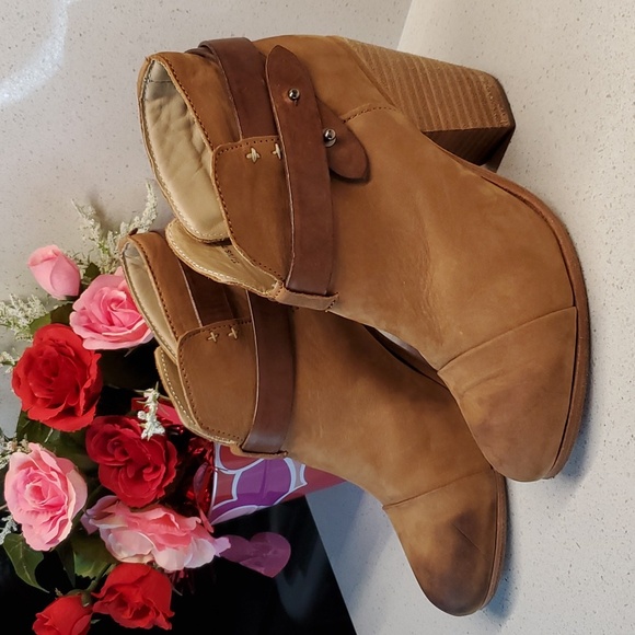 RAG & BONE suede leather ankle booties (sz 7) - Picture 2 of 10